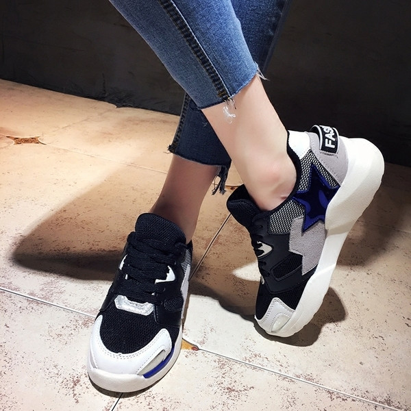 Άθλητικά άνετα γυναικεία παπούτσια  με ανθεκτική σόλα σε διάφορα χρώματα