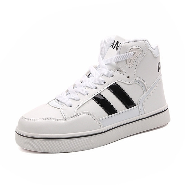 Κομψά γυναικεία πάνινα παπούτσια σε τρία χρώματα κατάλληλα για  τη καθημερινή ζωή