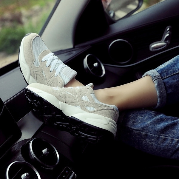 Красиви дамски маратонки в три разцветки, подходящи за ежедневие и спорт