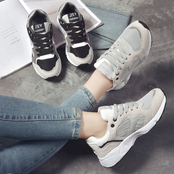 Γυναικεία πάνινα παπούτσια με άνετα πέλματα, κατάλληλα για αθλητισμό και  για την καθημερινή ζωή