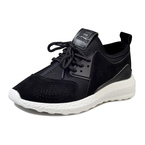 Αθλητικά γυναικεία παπούτσια  σε τρία χρώματα