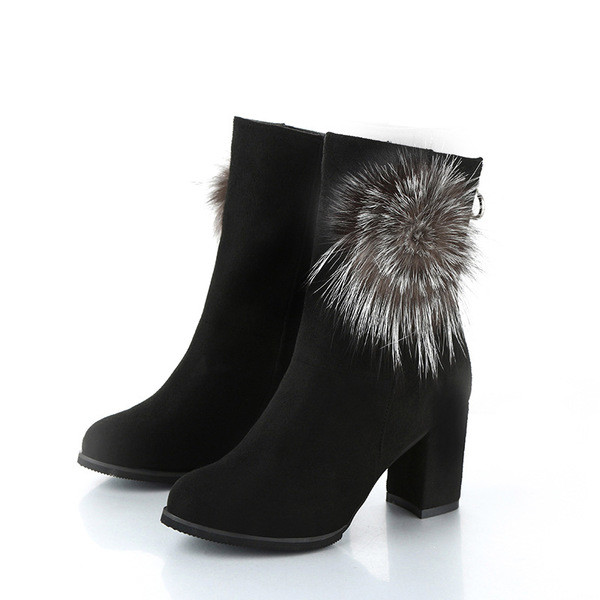 Υπέροχες γυναικείες μπότες με ψηλά τακούνια  2 χρώματα