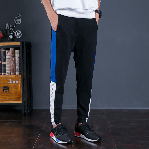 Αθλητικά αντρικά παντελόνια σε μαύρο χρώμα με χρωματιστές λωρίδες