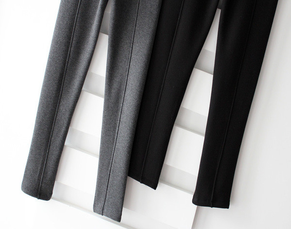 Πολύ άνετα γυναικεία παντελόνια με ελαστική μέση, 2 χρώματα