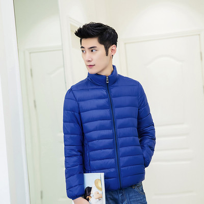 Ανδρικό μπουφάν για το φθινόπωρο και για το χειμώνα σε απλό σχέδιο Slim, σε διάφορα χρώματα