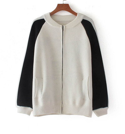 Γυναικεία ζακέτα  με κολάρο σε σχήμα O και λουλουδάτο κέντημα στην πλάτη