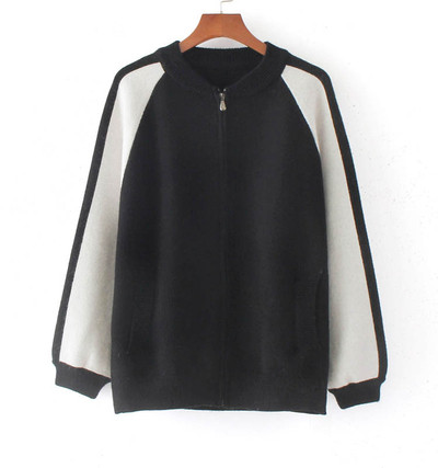 Γυναικεία ζακέτα  με κολάρο σε σχήμα O και λουλουδάτο κέντημα στην πλάτη