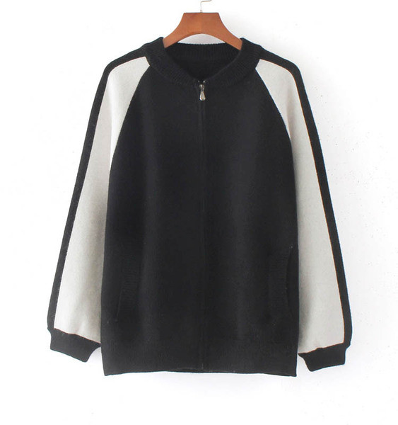 Γυναικεία ζακέτα  με κολάρο σε σχήμα O και λουλουδάτο κέντημα στην πλάτη