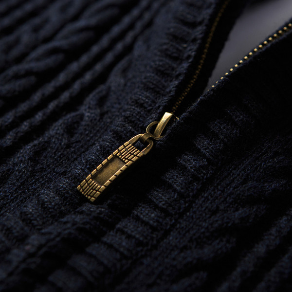 Καθημερινή πλεκτή ζακέτα  κατάλληλη για το φθινόπωρο