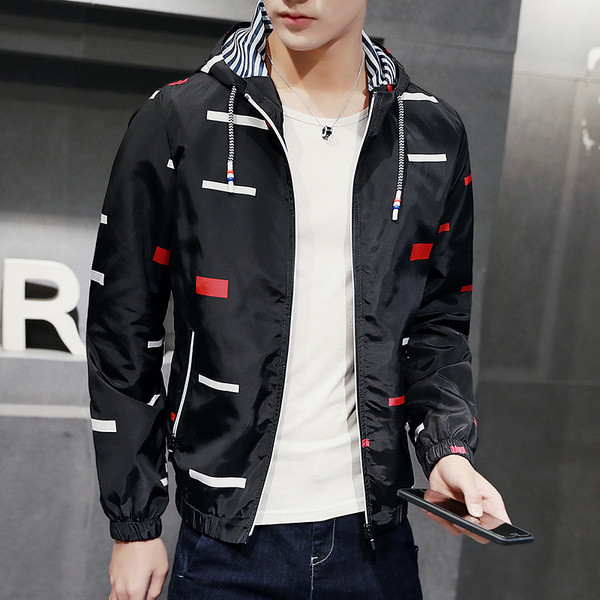 Αθλητικό φθινοπωρινό ανδρικό μπουφάν με μοτίβα και κουκούλα