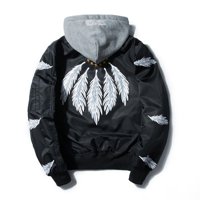 Ένα μοντέρνο ανδρικό μπουφάν με εφαρμογές και σε πολλά χρώματα