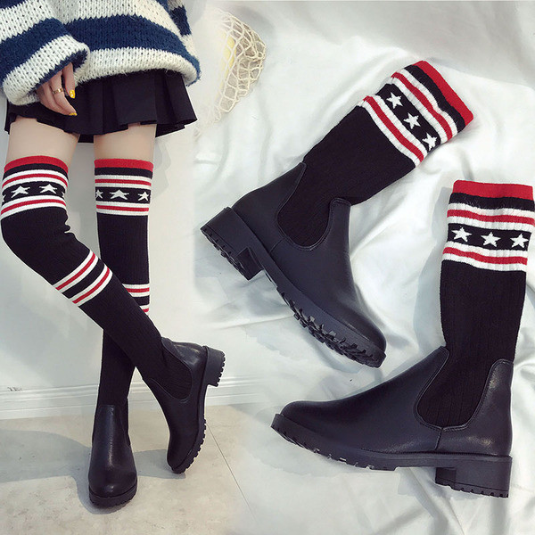 Ενδιαφέρουσες  γυναικείες μπότες  με ανθεκτικά πέλματα κατάλληλα για την  καθημερινή ζωή