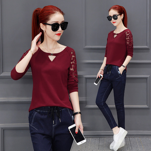 Γυναικεία μπλούζα γιατην άνοιξη και το φθινόπωρο με δαντελοτά μανίκια 