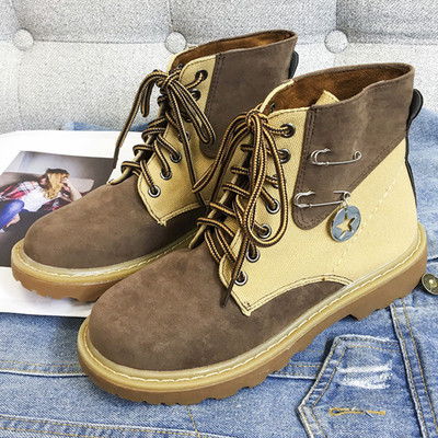 Ρέτρο γυναικείες μπότες σε τρεις αποχρώσεις, κατάλληλες για τηνκαθημερινή ζωή