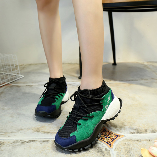 Ανδρικά αθλητικά  παπούτσια κατάλληλα για πεζοπορία