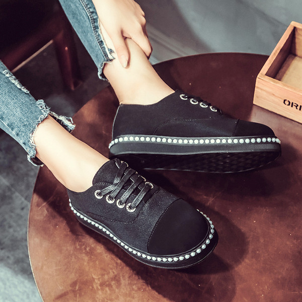  Καθημερινά αθλητικά γυναικεία πάνινα παπούτσια σε δύο σχέδια με χάντρες