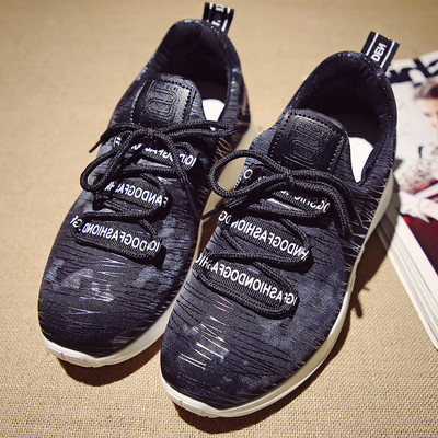 Αθλητικά κομψά γυναικεία πάνινα παπούτσια σε τρία χρώματα