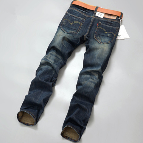 Casual ανδρικά τζιν  - ένα ευθεία μοντέλο