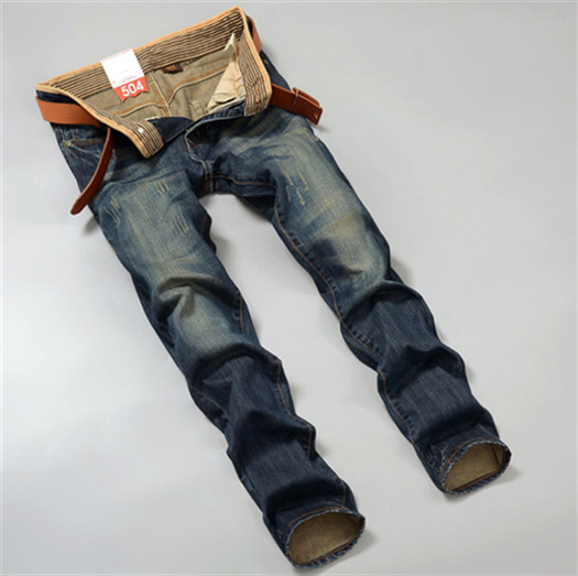 Casual ανδρικά τζιν  - ένα ευθεία μοντέλο