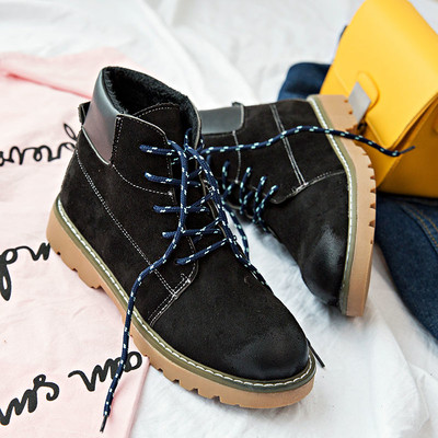 Κομψές γυναικείες ρετρό μπότες  σε διάφορα χρώματα