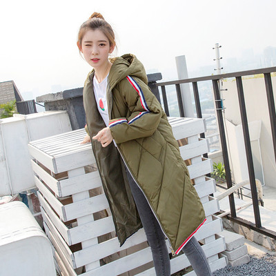 Μακρύ γυναικείο μπουφάν με κουκούλα σε τρία χρώματα