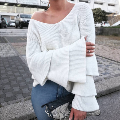 Елегантен дамски пуловер в интересен модел