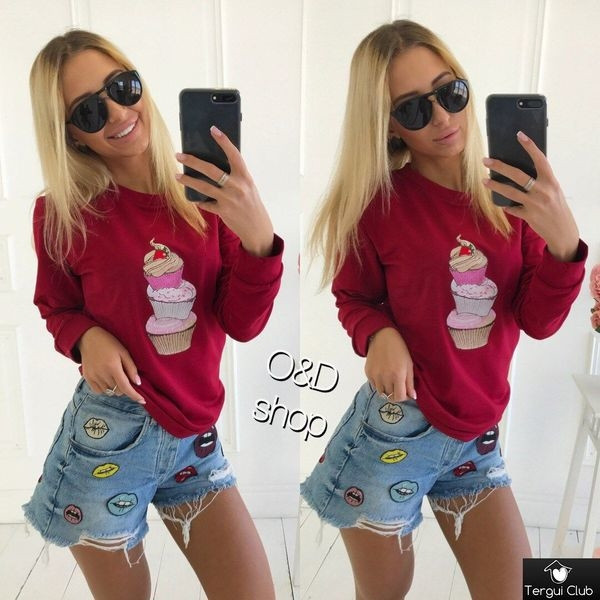 Φθινωπορινή γυναικεία μπλούζα με μια εικόνα σε τρία χρώματα