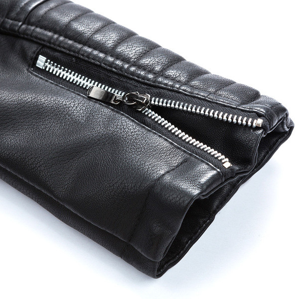 Πολύ κομψό "ροκ"  ανδρικό μπουφάν 