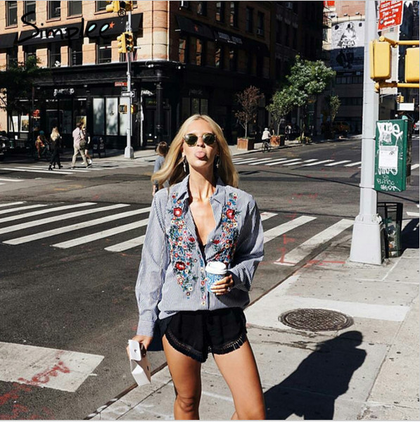 Καθημερινό γυναικείό πουκάμισο με λουλούδια