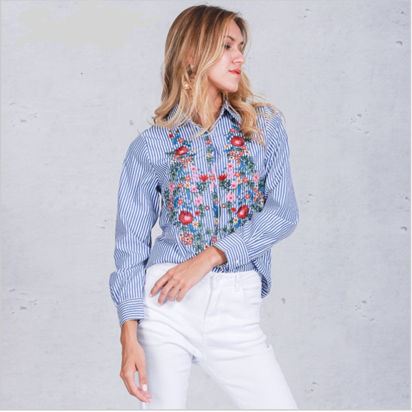 Καθημερινό γυναικείό πουκάμισο με λουλούδια