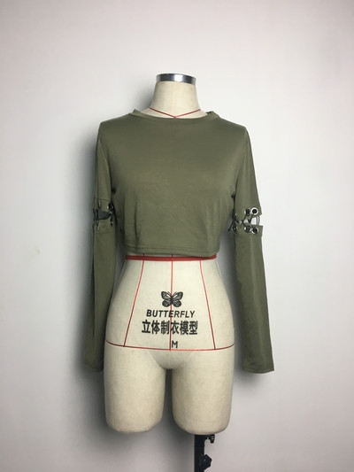 Σύντομη γυναικεία μπλούζα σε διάφορα χρώματα