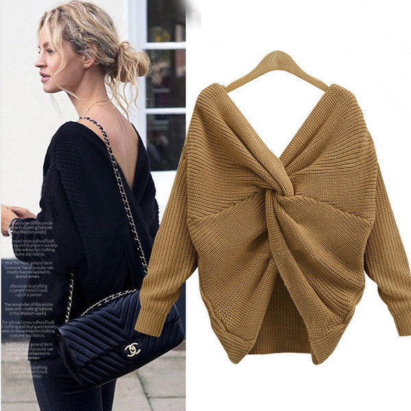 Топъл плетен дамски пуловер с ефектен гръбвя