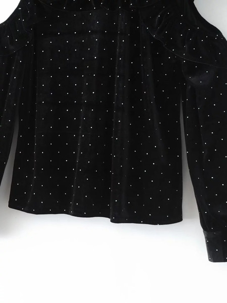 Ρετρό γυναικείο πουκάμισο με σημεία με μεγαλύτερους ώμους