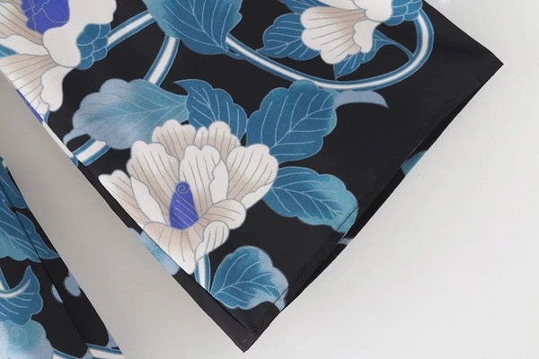 Εξαιρετικά φαρδιά γυναικεία παντελόνια για floral μοτίβα