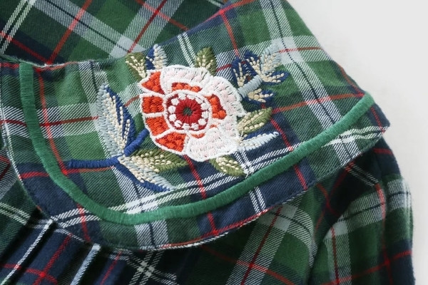 Μοντέρνο γυναικείο πουκάμισο κατάλληλο για την καθημερινή ζωή