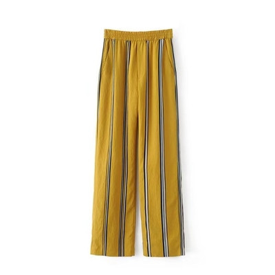 Κομψά γυναικεία παντελόνια σε ένα άνετο μοντέλο