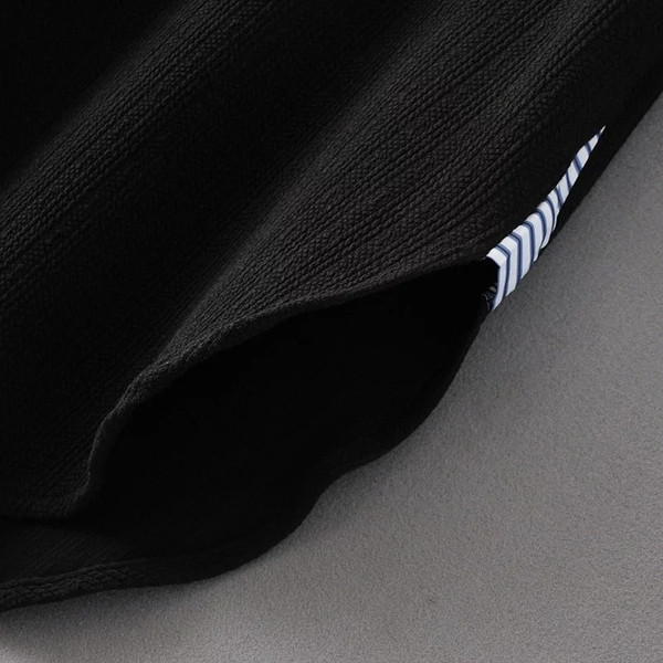 Αθλητική-κομψή γυναικεία μπλούζα με ριγέ μανίκια, κατάλληλη για την καθημερινή ζωή