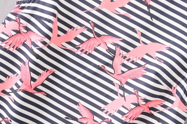 Καθημερινό γυναικείο αμάνικο με ριγωτές εικόνες