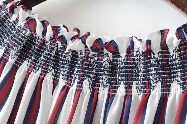 Φθινοπωρινή γυναικεία μπλούζα με γυμνούς ώμους, ριγέ