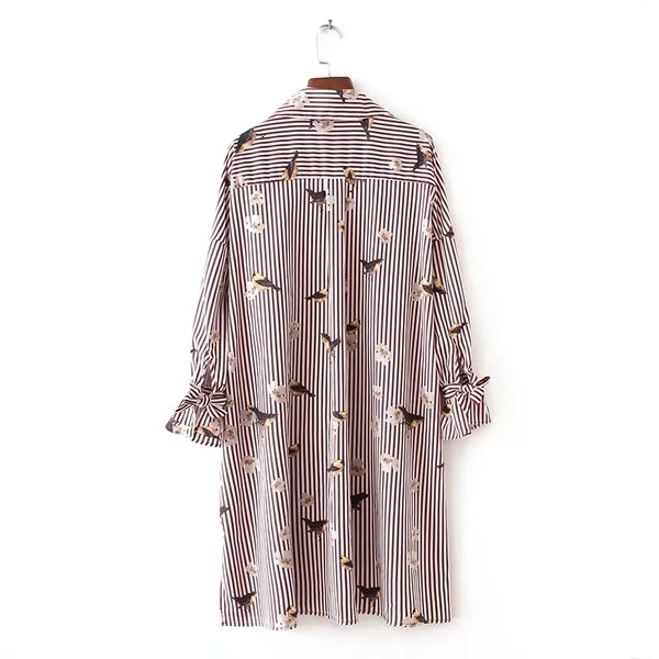 Πολύ κομψό μακρύ γυναικείο πουκάμισο κατάλληλο για την καθημερινή ζωή