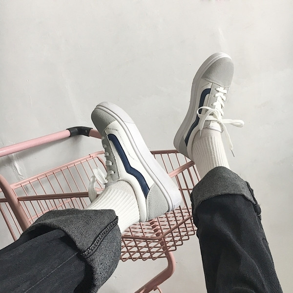 Περιστασιακά γυναικεία πάνινα παπούτσια σε δύο χρώματα