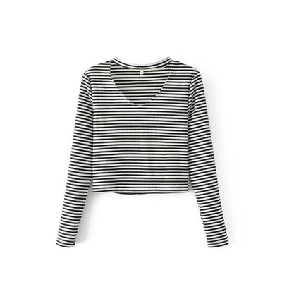 Σύντομη γυναικεία μπλούζα σε V-λωρίδα