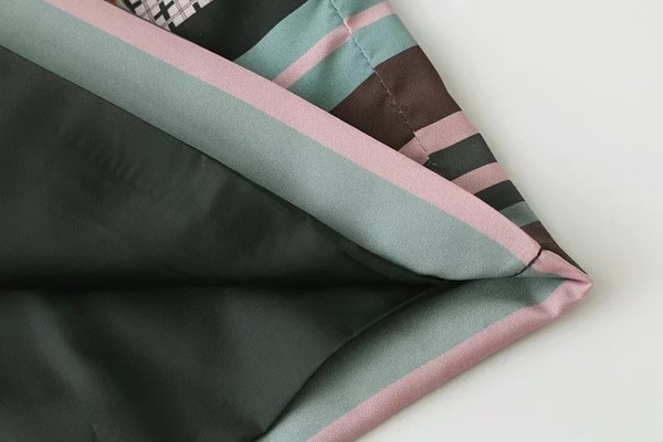 Κομψή γυναικέιο παρδαλό σακάκι 