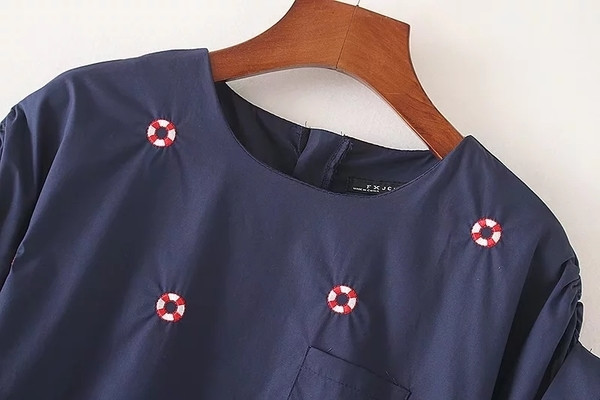 Καθημερινή γυναικεία μπλούζα σε δύο χρώματα