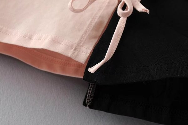 Φθινοπωινή γυναικεία κοντή μπλούζα σε ελεύτερο στυλ