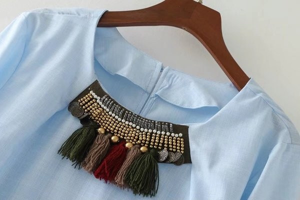 Αθλητική-κομψή γυναικεία μπλούζα με κομμένα μανίκια