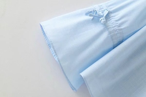 Αθλητική-κομψή γυναικεία μπλούζα με κομμένα μανίκια