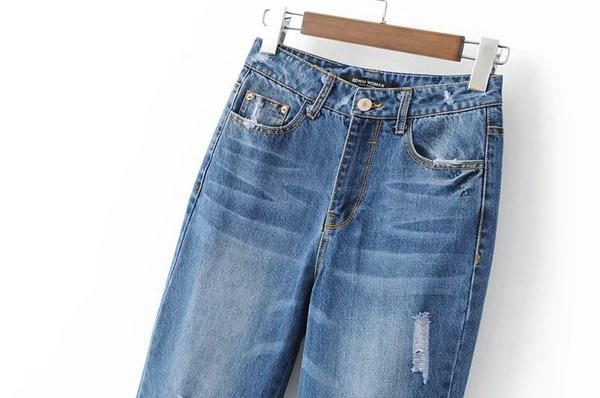 Μοντέρνα γυναικεία τζιν Τσάρλεστον με κεντήματα και υψηλή μέση