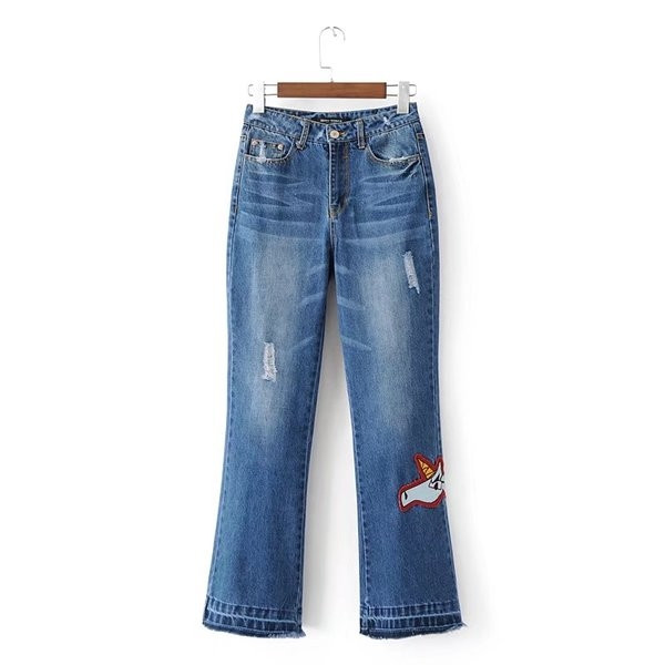 Μοντέρνα γυναικεία τζιν Τσάρλεστον με κεντήματα και υψηλή μέση