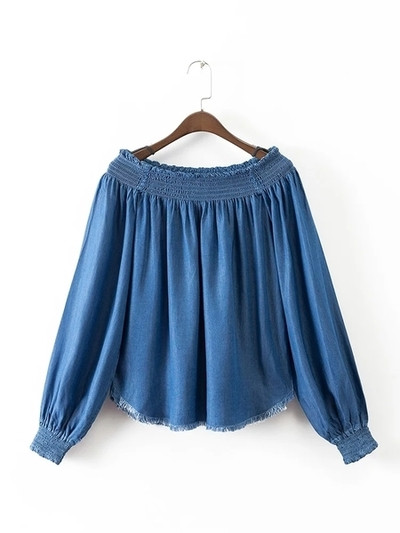 Γυναικεία μπλούζα με ελεύθερους ώμους